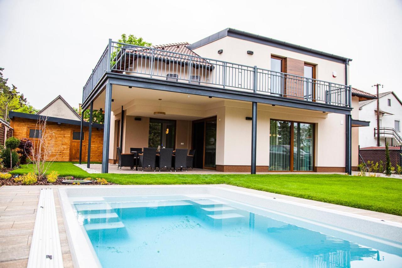 Villa Balaking Zamárdi Exterior foto