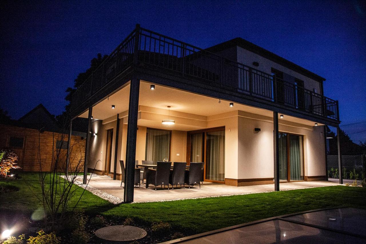 Villa Balaking Zamárdi Exterior foto